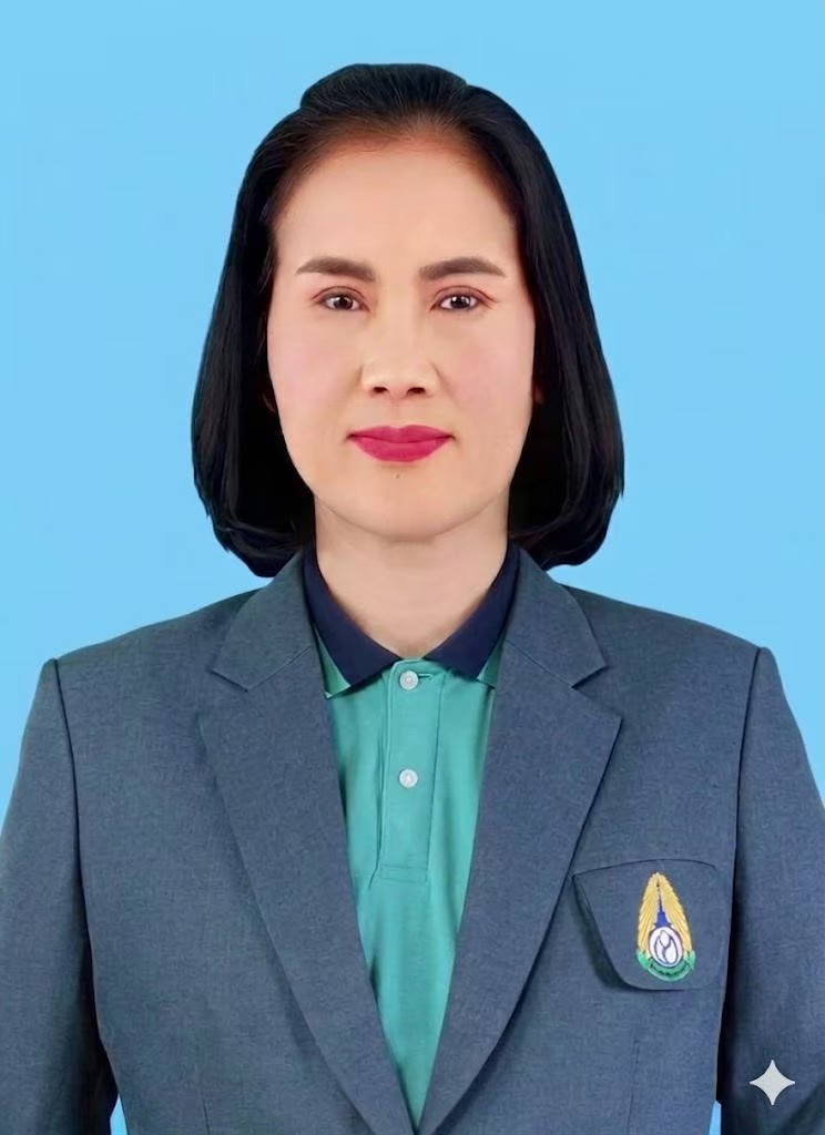 นางคณภร  นิลโสม