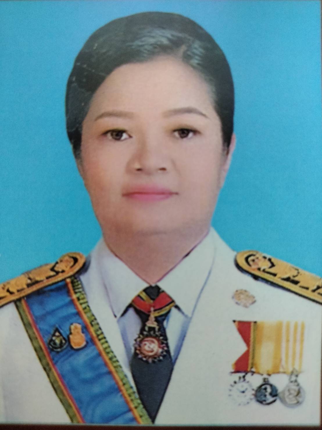 นางรัตนาพร สร้อยเสนา